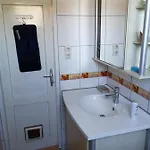 Doppelhaushaelfte Mit Garten *