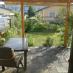 Apartament Doppelhaushaelfte Mit Garten *