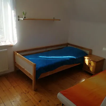 Lägenhet Doppelhaushaelfte Mit Garten *
